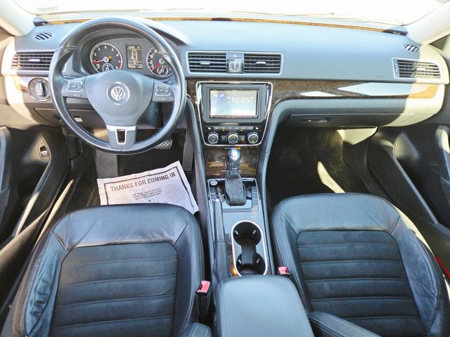 2014 Volkswagen Passat 1.8T SEL Premium | Ellisville, MO | AutoPort