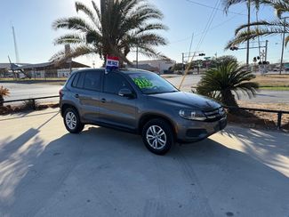 2014 Volkswagen Tiguan S | Devine, Texas | JM Connected Auto Sales in Devine, Texas 78016