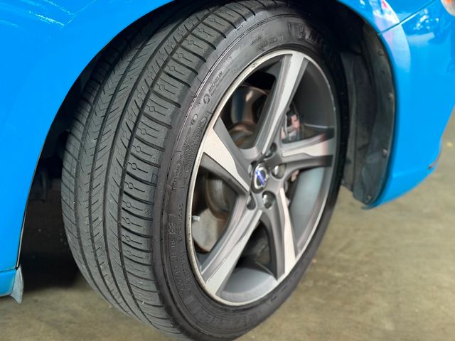 2014 Volvo S60 T6 R-Design Platinum | Van Nuys, CA | Stellar Auto INC.