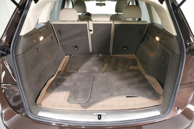 2015 Audi Q5 3.0 quattro TDI Premium Plus | Burbank, California | MDK International 2015 Audi Q5 3.0 quattro TDI Premium Plus | Burbank, California | MDK International