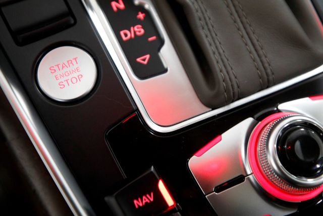 2015 Audi Q5 3.0 quattro TDI Premium Plus | Burbank, California | MDK International 2015 Audi Q5 3.0 quattro TDI Premium Plus | Burbank, California | MDK International