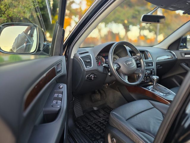 2015 Audi Q5 2.0T quattro Premium 2015 Audi Q5 2.0T quattro Premium