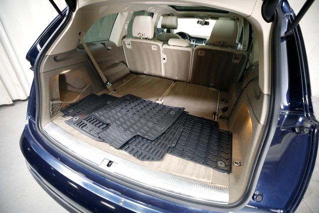 2015 Audi Q7 3.0 quattro TDI Premium Plus | Burbank, California | MDK International 2015 Audi Q7 3.0 quattro TDI Premium Plus | Burbank, California | MDK International