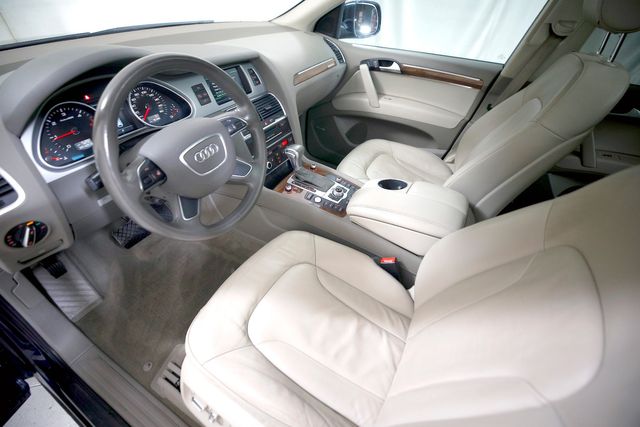 2015 Audi Q7 3.0 quattro TDI Premium Plus | Burbank, California | MDK International 2015 Audi Q7 3.0 quattro TDI Premium Plus | Burbank, California | MDK International