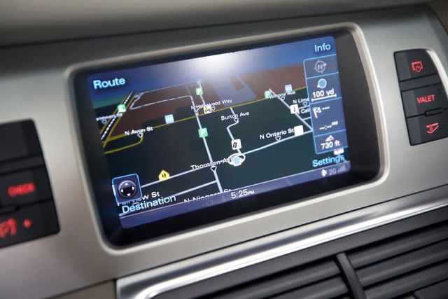 2015 Audi Q7 3.0 quattro TDI Premium Plus | Burbank, California | MDK International 2015 Audi Q7 3.0 quattro TDI Premium Plus | Burbank, California | MDK International