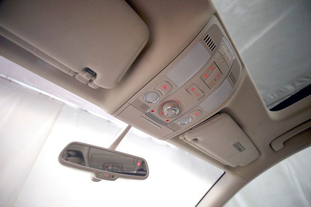 2015 Audi Q7 3.0 quattro TDI Premium Plus | Burbank, California | MDK International 2015 Audi Q7 3.0 quattro TDI Premium Plus | Burbank, California | MDK International