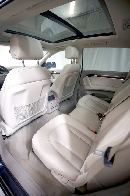 2015 Audi Q7 3.0 quattro TDI Premium Plus | Burbank, California | MDK International 2015 Audi Q7 3.0 quattro TDI Premium Plus | Burbank, California | MDK International