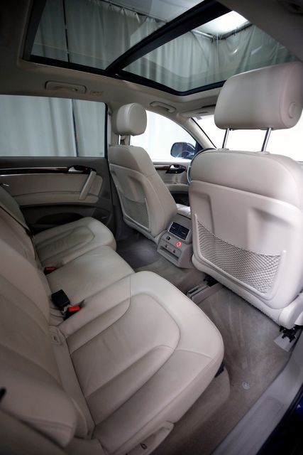 2015 Audi Q7 3.0 quattro TDI Premium Plus | Burbank, California | MDK International 2015 Audi Q7 3.0 quattro TDI Premium Plus | Burbank, California | MDK International