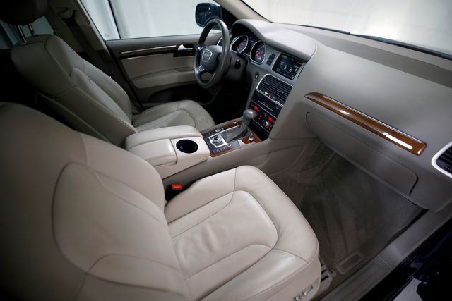 2015 Audi Q7 3.0 quattro TDI Premium Plus | Burbank, California | MDK International 2015 Audi Q7 3.0 quattro TDI Premium Plus | Burbank, California | MDK International