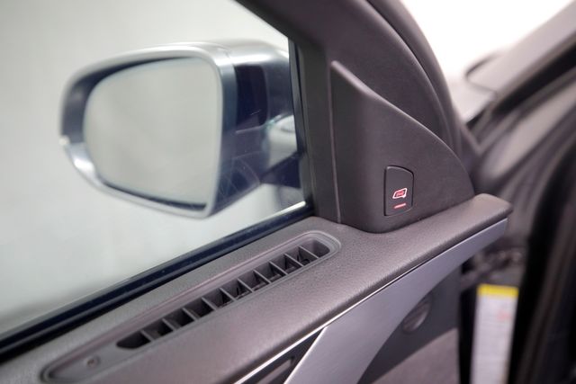 2015 Audi S8 | Burbank, California | MDK International 2015 Audi S8 | Burbank, California | MDK International