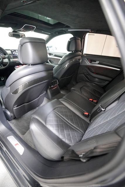 2015 Audi S8 | Burbank, California | MDK International 2015 Audi S8 | Burbank, California | MDK International