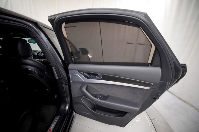 2015 Audi S8 | Burbank, California | MDK International 2015 Audi S8 | Burbank, California | MDK International