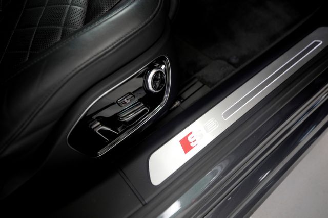 2015 Audi S8 | Burbank, California | MDK International 2015 Audi S8 | Burbank, California | MDK International