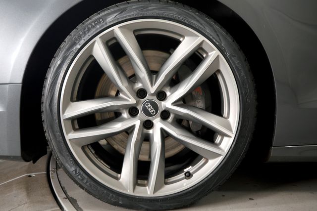 2015 Audi S8 | Burbank, California | MDK International 2015 Audi S8 | Burbank, California | MDK International