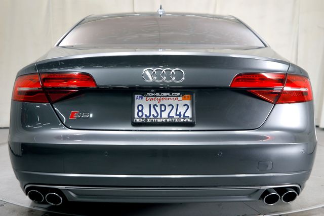 2015 Audi S8 | Burbank, California | MDK International 2015 Audi S8 | Burbank, California | MDK International