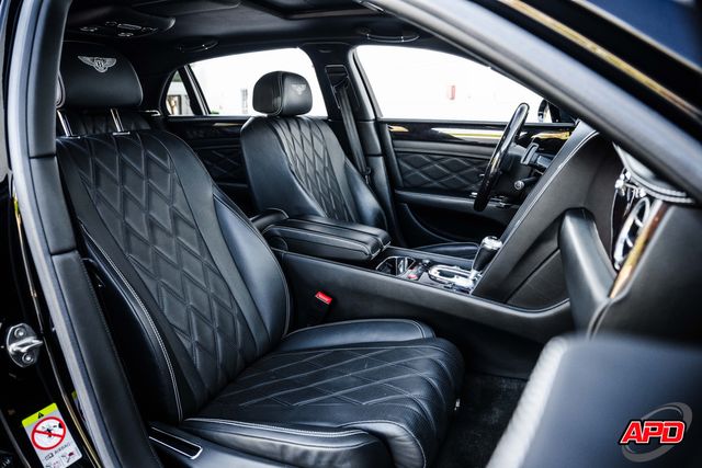 2015 Bentley Flying Spur V8 2015 Bentley Flying Spur V8