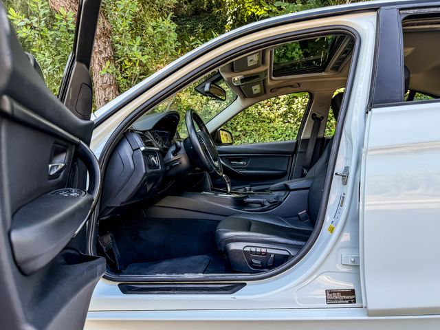 2015 BMW 3 Series 328i | Agoura Hills, CA | SoCal Auto Group 2015 BMW 3 Series 328i | Agoura Hills, CA | SoCal Auto Group