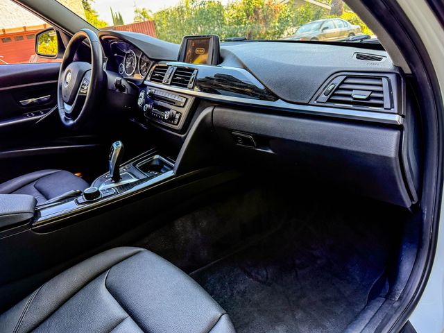 2015 BMW 3 Series 328i | Agoura Hills, CA | SoCal Auto Group 2015 BMW 3 Series 328i | Agoura Hills, CA | SoCal Auto Group