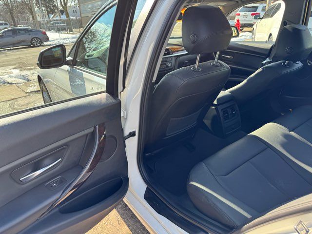 2015 BMW 3 Series 328i xDrive