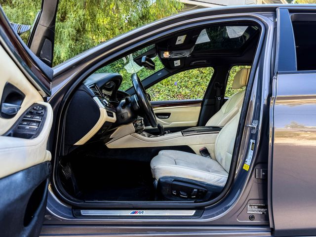 2015 BMW 5 Series 550i - M-Sport | Agoura Hills, CA | SoCal Auto Group 2015 BMW 5 Series 550i - M-Sport | Agoura Hills, CA | SoCal Auto Group