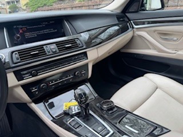 2015 BMW 5 Series 550i xDrive