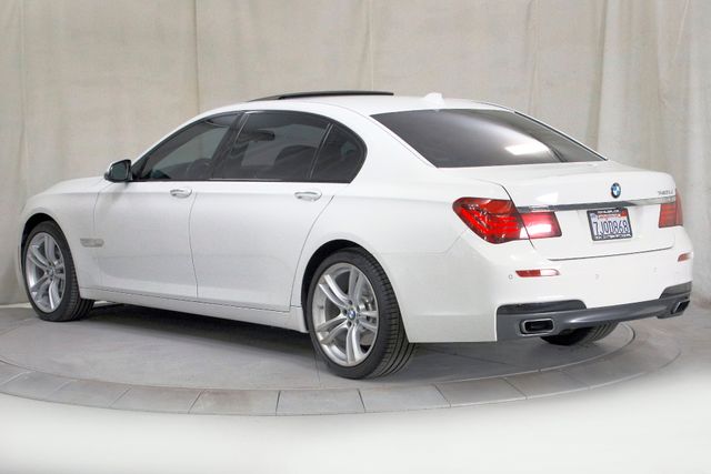 2015 BMW 7 Series 740Li | Burbank, California | MDK International 2015 BMW 7 Series 740Li | Burbank, California | MDK International