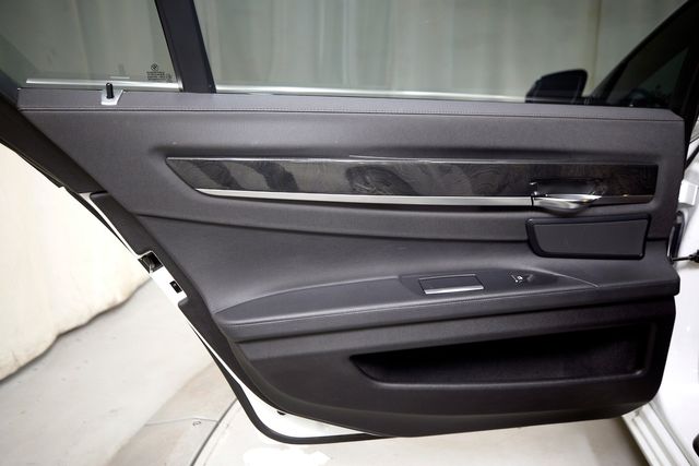 2015 BMW 7 Series 740Li | Burbank, California | MDK International 2015 BMW 7 Series 740Li | Burbank, California | MDK International