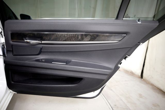 2015 BMW 7 Series 740Li | Burbank, California | MDK International 2015 BMW 7 Series 740Li | Burbank, California | MDK International