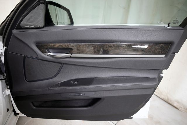 2015 BMW 7 Series 740Li | Burbank, California | MDK International 2015 BMW 7 Series 740Li | Burbank, California | MDK International