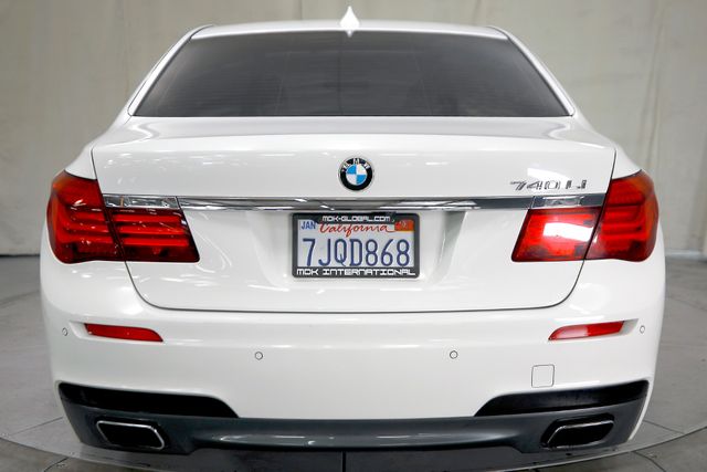 2015 BMW 7 Series 740Li | Burbank, California | MDK International 2015 BMW 7 Series 740Li | Burbank, California | MDK International