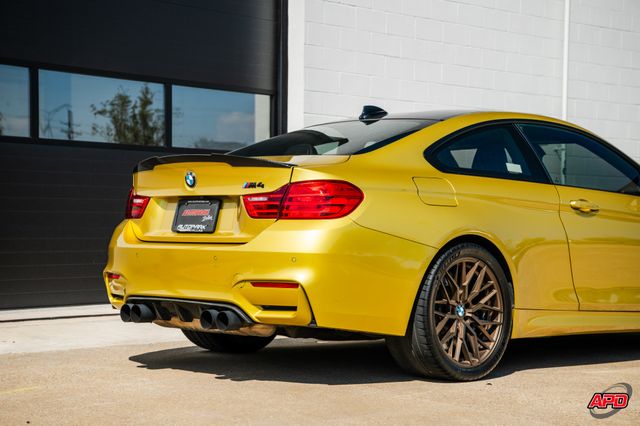 2015 BMW M4 2015 BMW M4