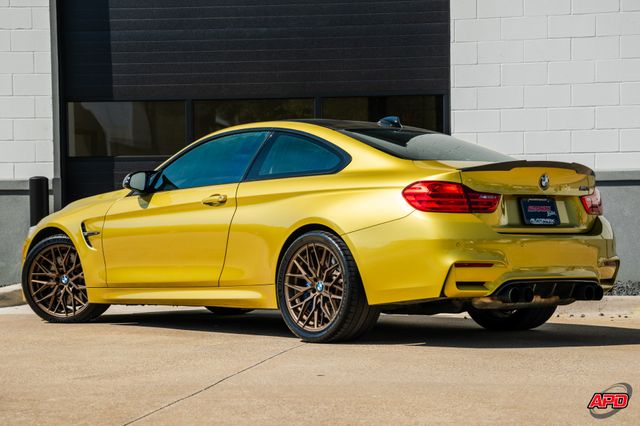 2015 BMW M4 2015 BMW M4
