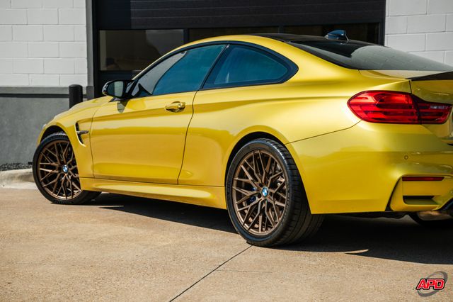 2015 BMW M4 2015 BMW M4
