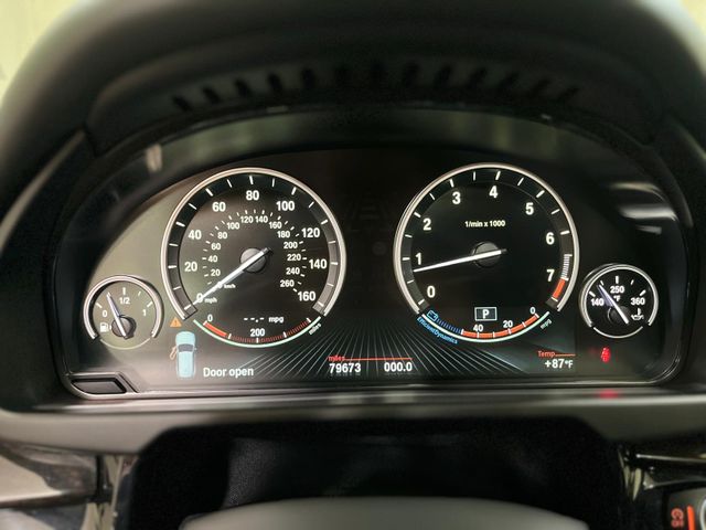 2015 BMW X5 xDrive50i | Burbank, California | MDK International 2015 BMW X5 xDrive50i | Burbank, California | MDK International