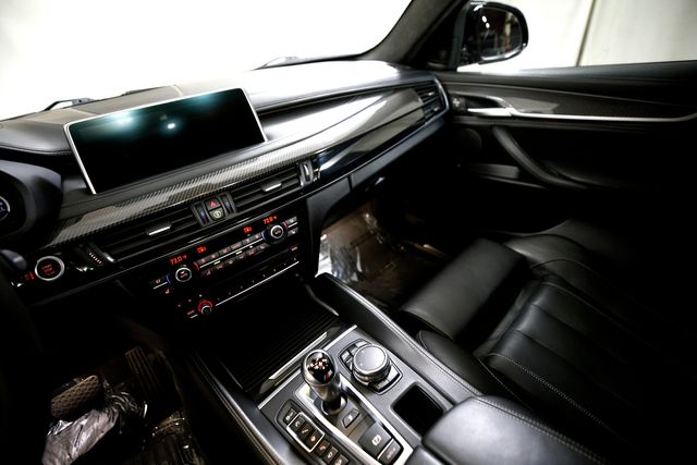 2015 BMW X6 M Base | Burbank, California | MDK International 2015 BMW X6 M Base | Burbank, California | MDK International