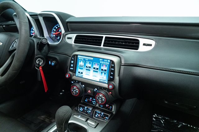 2015 Chevrolet Camaro SS 2SS 1LE Track Performance Package | Carrollton, TX | Texas Hot Rides 2015 Chevrolet Camaro SS 2SS 1LE Track Performance Package | Carrollton, TX | Texas Hot Rides