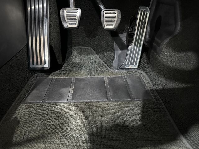 2015 Chevrolet Corvette Coupe 2LT, Z51, FE4, 7-SPEED, Glass, CF Wheels 60k | Dallas, Texas | Corvette Warehouse 2015 Chevrolet Corvette Coupe 2LT, Z51, FE4, 7-SPEED, Glass, CF Wheels 60k | Dallas, Texas | Corvette Warehouse