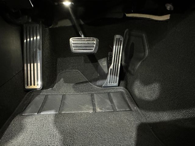 2015 Chevrolet Corvette Coupe 3LT, Z51, FE4, J6E, Stinger, Auto, Glass 15k | Dallas, Texas | Corvette Warehouse 