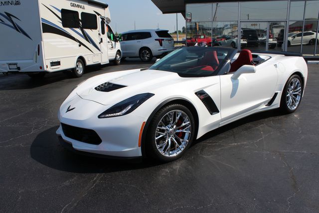 2015 Chevrolet Corvette Z06 3LZ | Granite City, Illinois | MasterCars Company Inc. 2015 Chevrolet Corvette Z06 3LZ | Granite City, Illinois | MasterCars Company Inc.