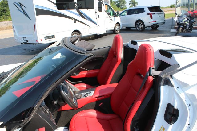 2015 Chevrolet Corvette Z06 3LZ | Granite City, Illinois | MasterCars Company Inc. 2015 Chevrolet Corvette Z06 3LZ | Granite City, Illinois | MasterCars Company Inc.