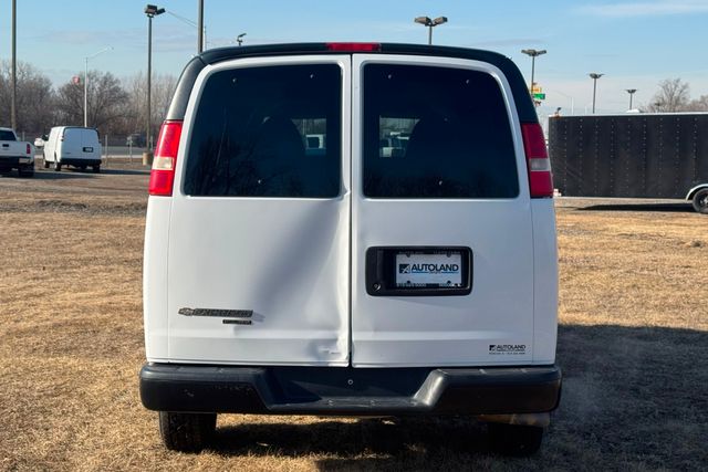 2015 Chevrolet Express LS 2500 | Roscoe, IL | Autoland Outlets 2015 Chevrolet Express LS 2500 | Roscoe, IL | Autoland Outlets