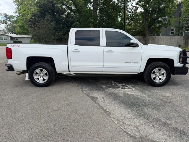 2015 Chevrolet Silverado 1500 LT Pickup 4D 5 3/4 ft