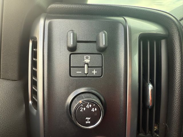 2015 Chevrolet SILVERADO 2500 HD LTZ 4x4 Duramax DIESEL | Canton, Ohio | Ohio Auto Warehouse LLC 2015 Chevrolet SILVERADO 2500 HD LTZ 4x4 Duramax DIESEL | Canton, Ohio | Ohio Auto Warehouse LLC