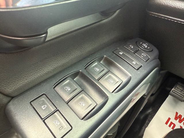 2015 Chevrolet SILVERADO 2500 HD LTZ 4x4 Duramax DIESEL | Canton, Ohio | Ohio Auto Warehouse LLC 2015 Chevrolet SILVERADO 2500 HD LTZ 4x4 Duramax DIESEL | Canton, Ohio | Ohio Auto Warehouse LLC