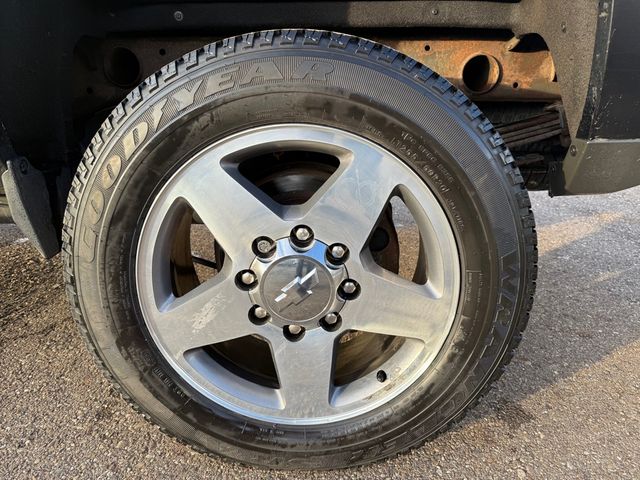 2015 Chevrolet SILVERADO 2500 HD LTZ 4x4 Crew Cab | Canton, Ohio | Ohio Auto Warehouse LLC