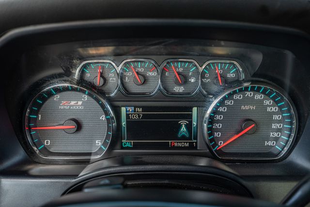 2015 Chevrolet Silverado 2500HD LT Z71 / DURAMAX DIESEL ALLISON 4X4 / CLEAN CARFAX | Austin, TX | Rocky Mountain Truck Stop Austin