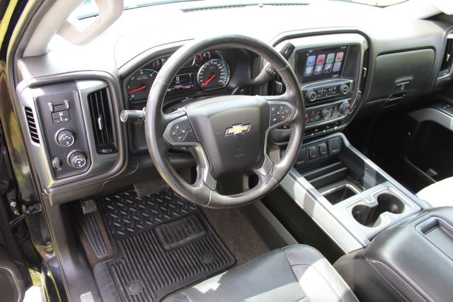 2015 Chevrolet Silverado 2500HD 4x4 LTZ | Roscoe, IL | Autoland Outlets 2015 Chevrolet Silverado 2500HD 4x4 LTZ | Roscoe, IL | Autoland Outlets