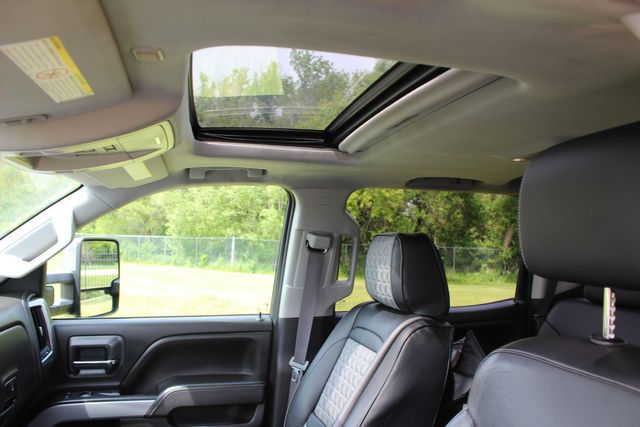 2015 Chevrolet Silverado 2500HD Diesel 4x4 LTZ | Roscoe, IL | Autoland Outlets