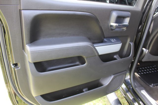 2015 Chevrolet Silverado 2500HD Diesel 4x4 LTZ | Roscoe, IL | Autoland Outlets 2015 Chevrolet Silverado 2500HD Diesel 4x4 LTZ | Roscoe, IL | Autoland Outlets
