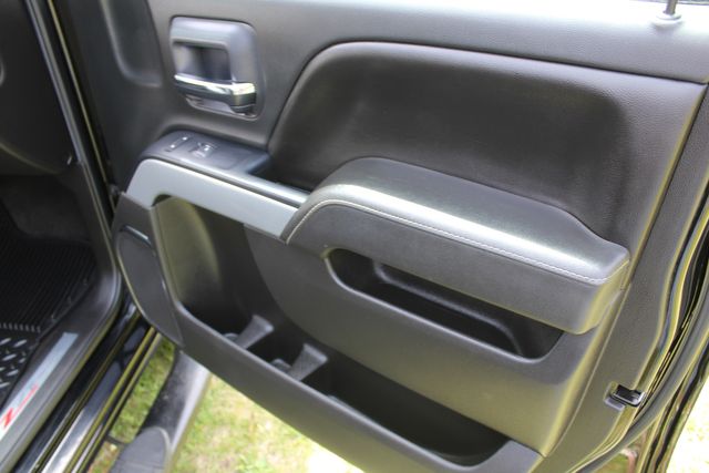 2015 Chevrolet Silverado 2500HD Diesel 4x4 LTZ | Roscoe, IL | Autoland Outlets 2015 Chevrolet Silverado 2500HD Diesel 4x4 LTZ | Roscoe, IL | Autoland Outlets
